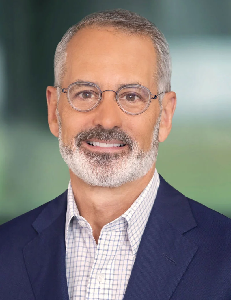 A Headshot of: Peter Schulam, Global Head, Medical Affairs, Clinical Affairs and Pre-Clinical Research