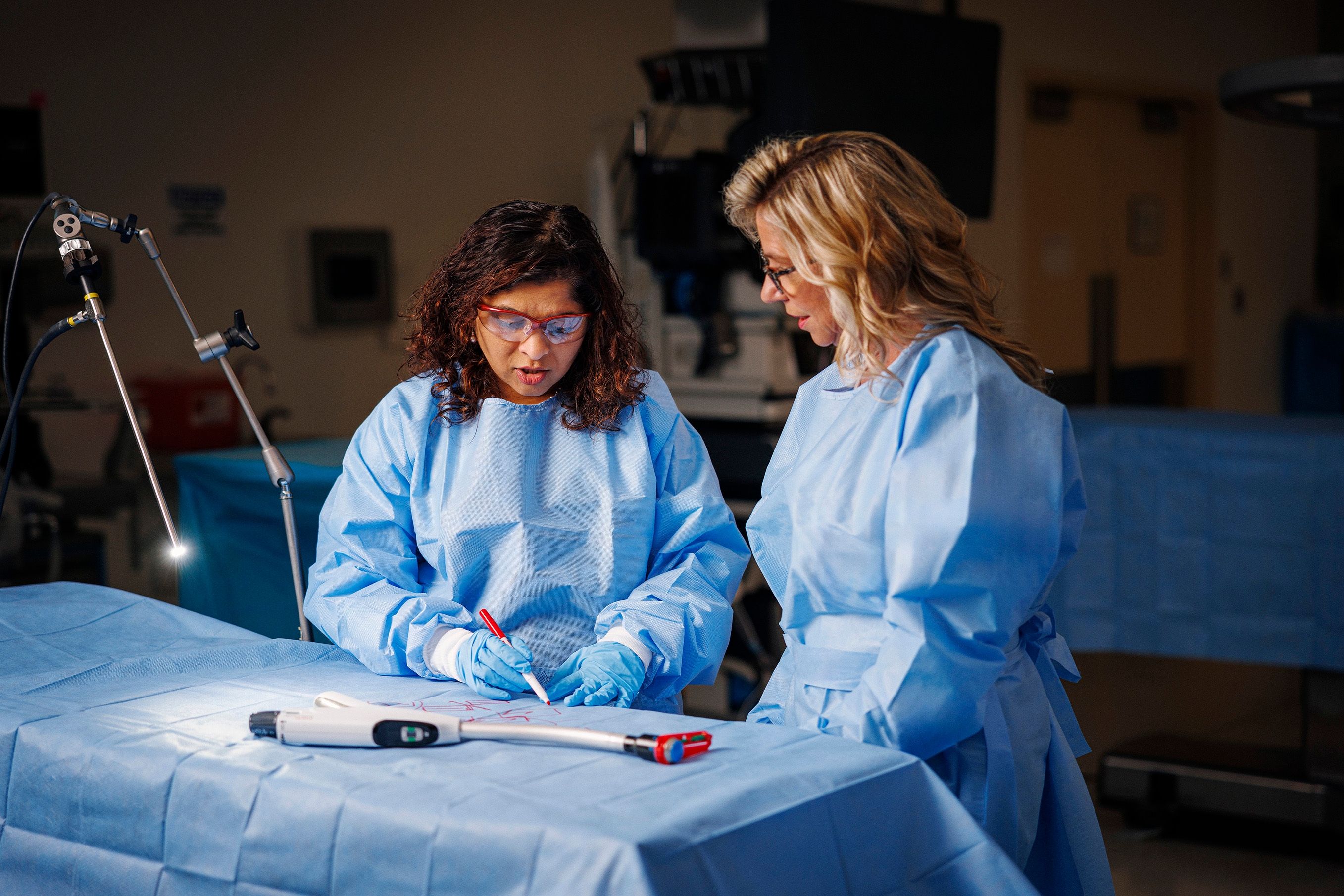 The surgical stapler that was used in a procedure to treat a patient’s diverticulitis