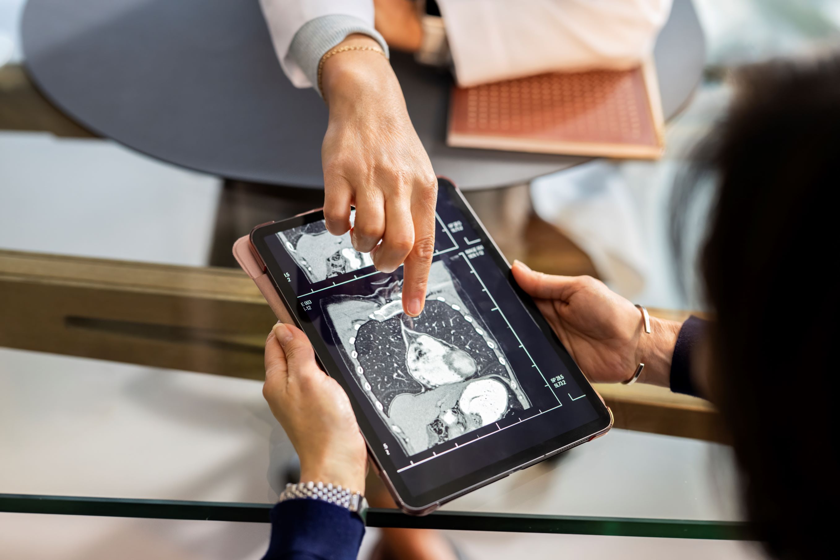 Image of consultation with surgeon