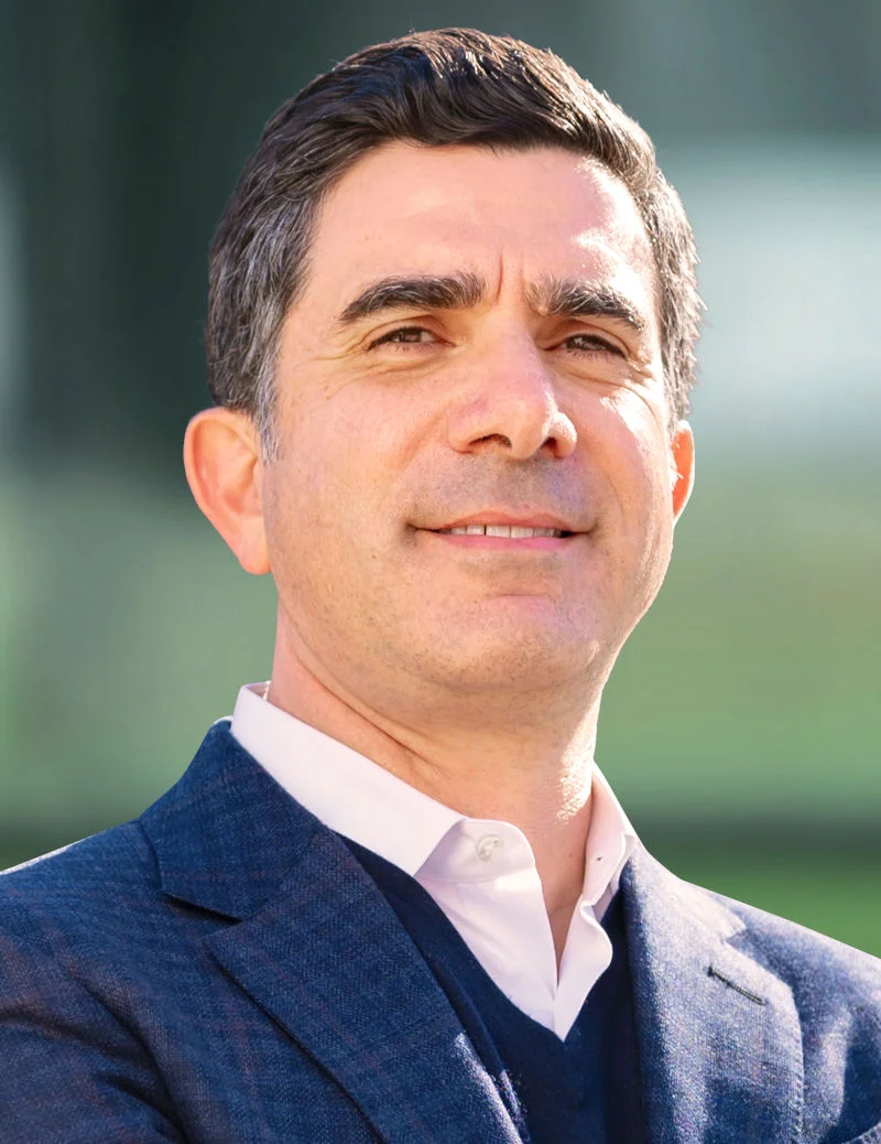 image of Peter Menziuso, Company Group Chair, J&J Vision